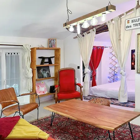 Апартаменты Charming Сен-Рафаэль